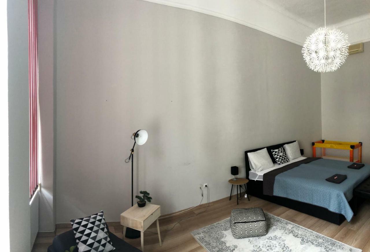 Palace - Belvarosi Apartman Eger Eksteriør bilde